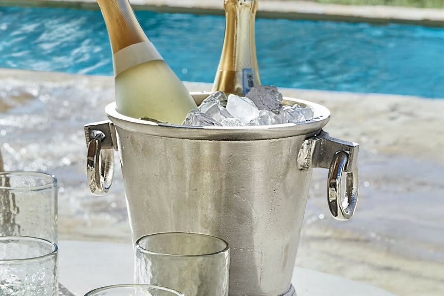 À quelle température servir le vin ? Rouge, blanc, rosé et champagne